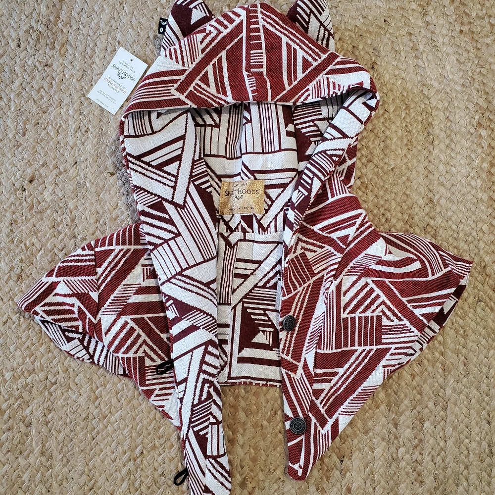 NWT Limited Edition Wild Wolf Shawl